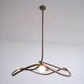Bild in Galerie-Betrachter laden, Tryst Chandelier