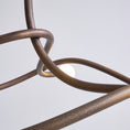 Bild in Galerie-Betrachter laden, Tryst Chandelier