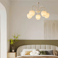 Bild in Galerie-Betrachter laden, Tulip Matcha Chandelier