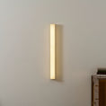 Laad afbeelding in galerij, Vertical Alabaster Roller Wandlamp