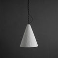 Bild in Galerie-Betrachter laden, White Plaster Pendant Lamp