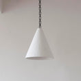 Bild in Galerie-Betrachter laden, White Plaster Pendant Lamp