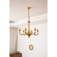 Bild in die Galerieansicht laden, Winchester Brass Chandelier