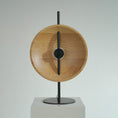 Bild in die Galerieansicht laden, Wood Disc Table Lamp – detail 13
