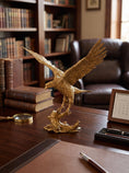 Charger l'image dans la visionneuse de la galerie, Brass Eagle Sculpture