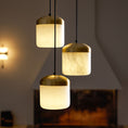Bild in Galerie-Betrachter laden, Asta Alabaster Pendant Lamp
