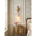 Charger l'image dans la visionneuse de la galerie, Floral Vine-Shaped Wall Sconce