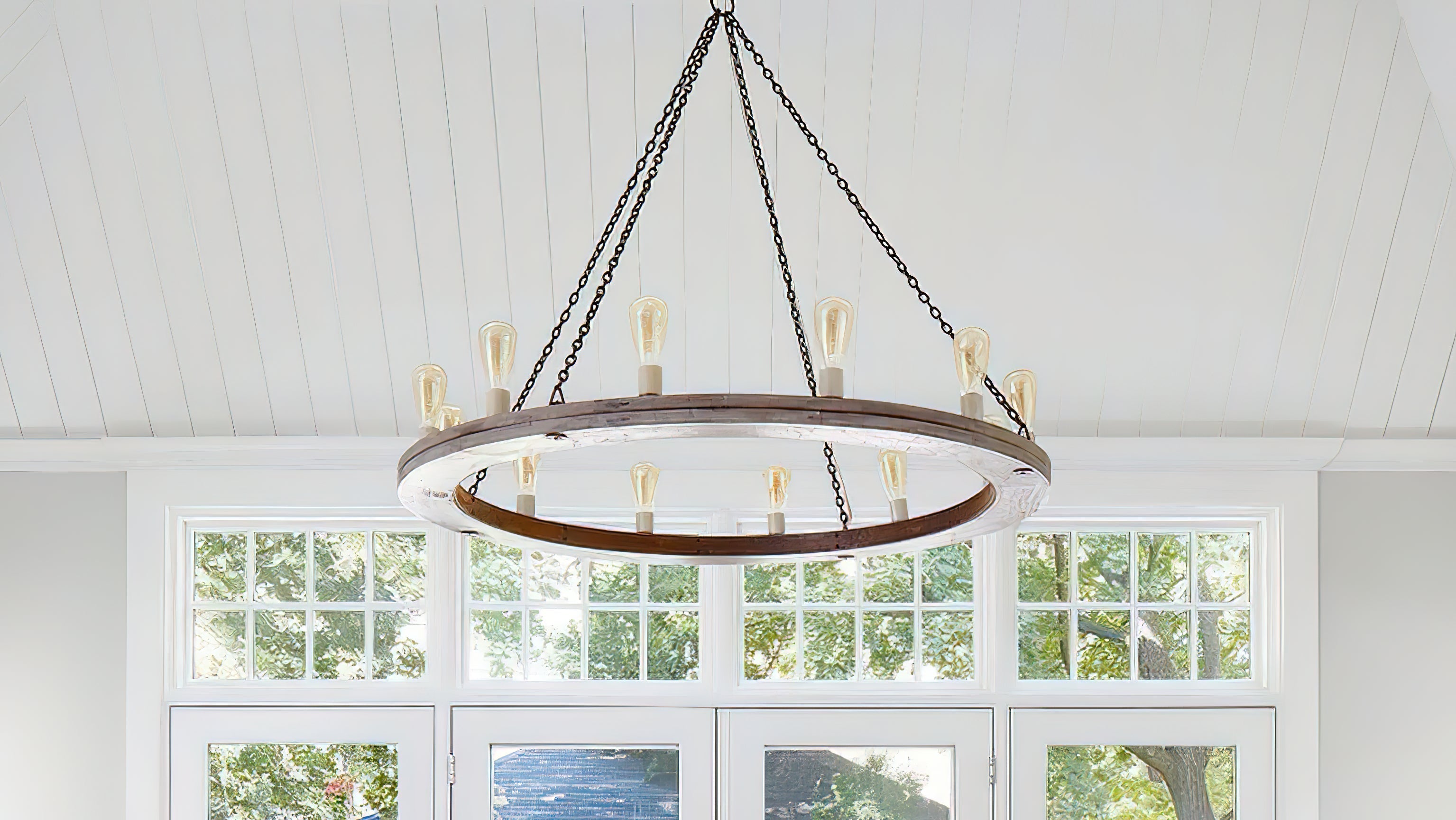 Cozy Up Your Home: 6 New Farmhouse Lighting Trends for Ultimate Comfort