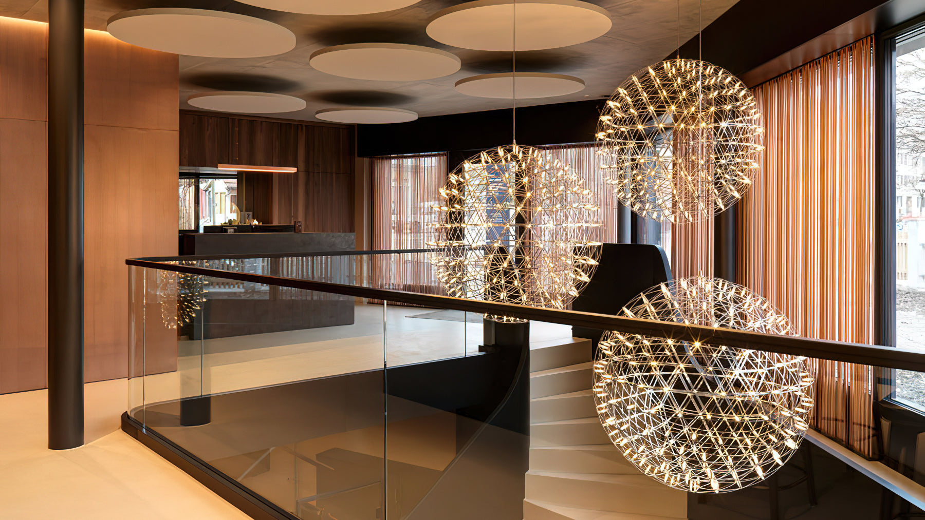 Bring the Silver Screen Home: Illuminate Your Space with Hollywood Glamour