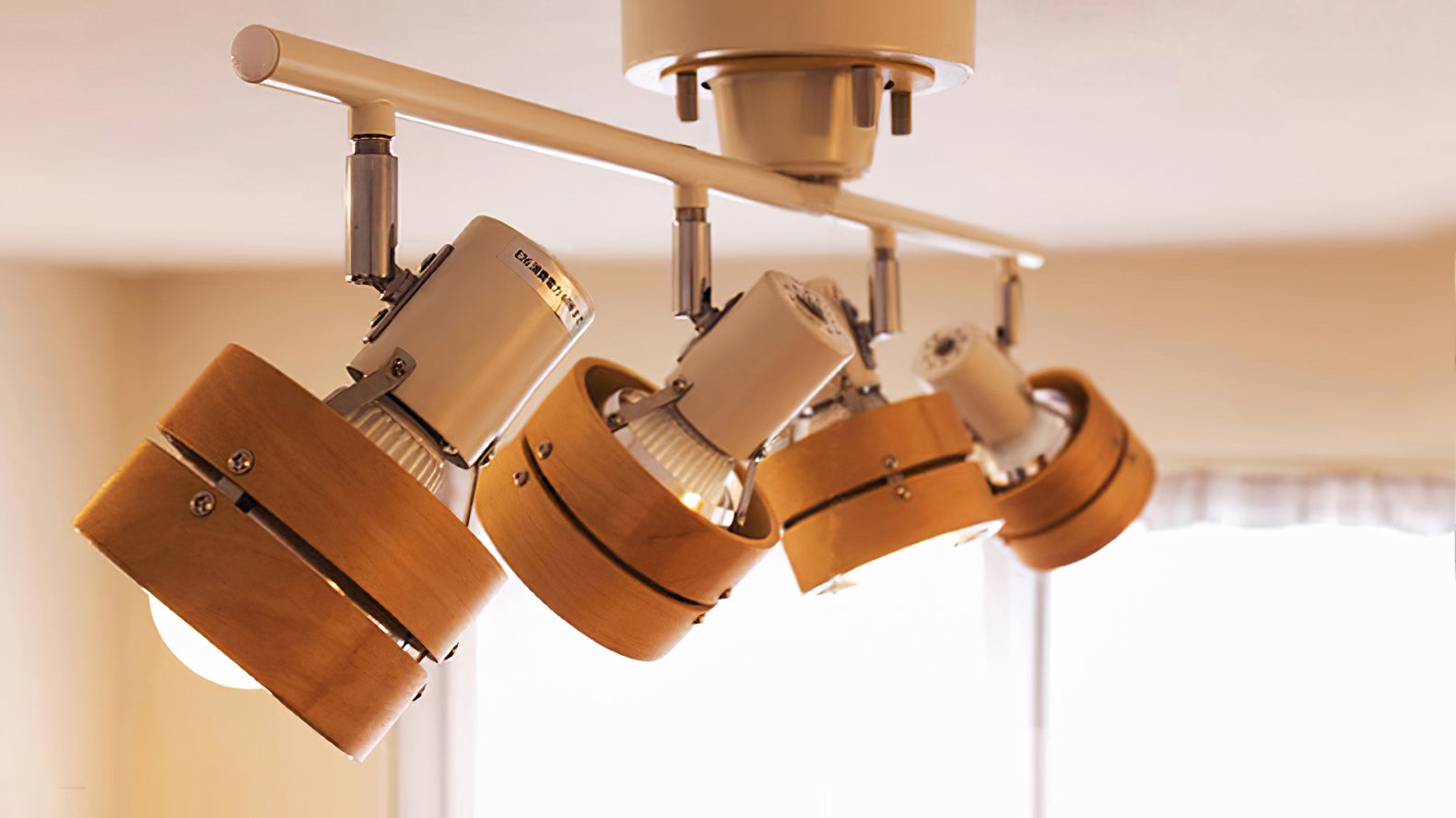 Natural B&B Style Lighting: 5 Lamps to Create the Perfect Family Atmosphere