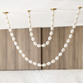 Load image into Gallery viewer, Collier Chandelier
