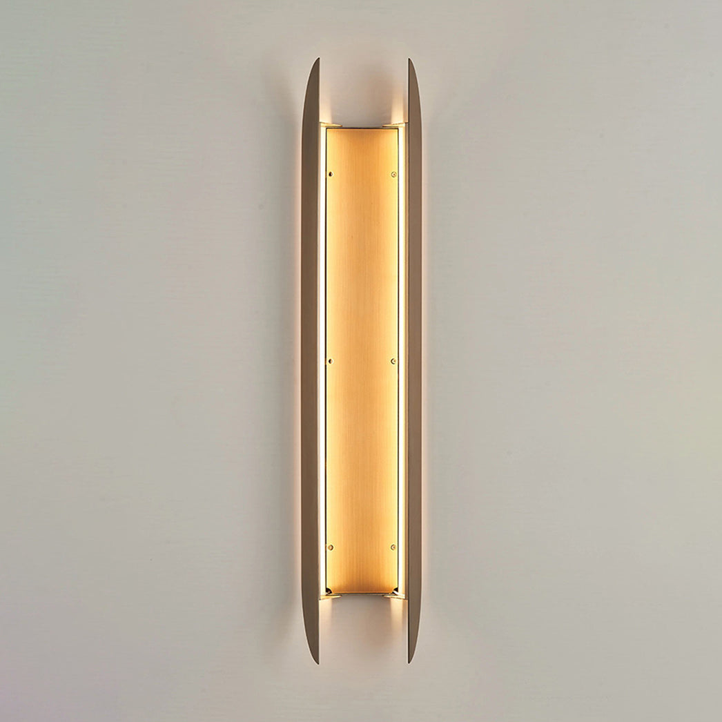 Aare Wall Lamp