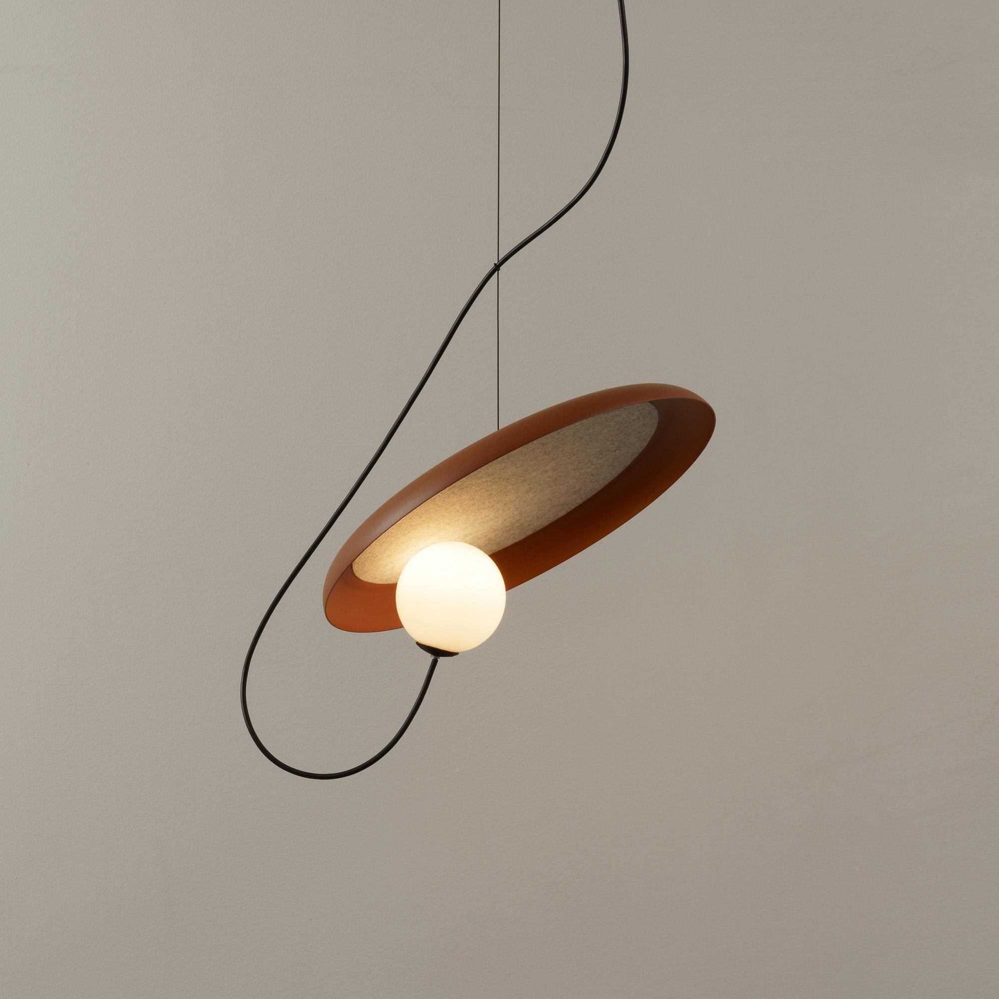 Lampe à suspension à disque acoustique