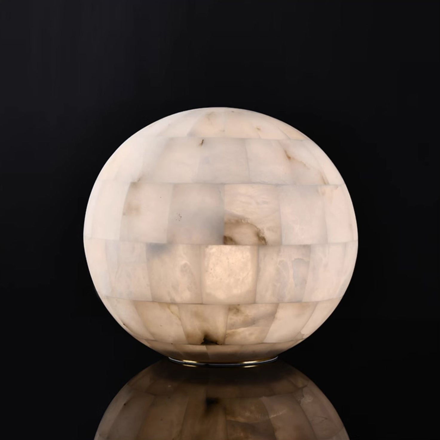 Alabaster-Kugel-Tischlampe