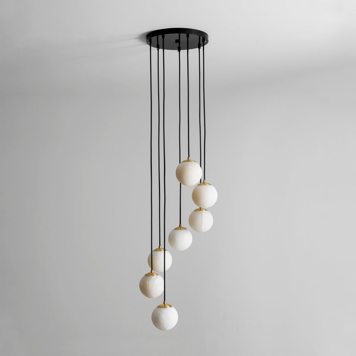 Люстра Alabaster Balls Cluster
