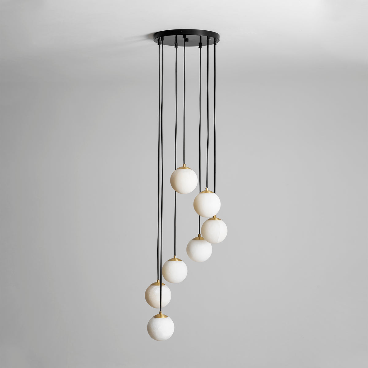 Люстра Alabaster Balls Cluster