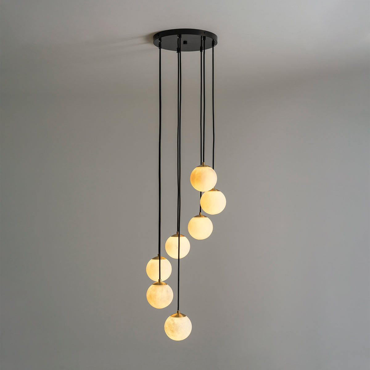 Люстра Alabaster Balls Cluster
