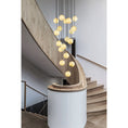 Bild in Galerie-Betrachter laden, Alabaster Balls Cluster Chandelier
