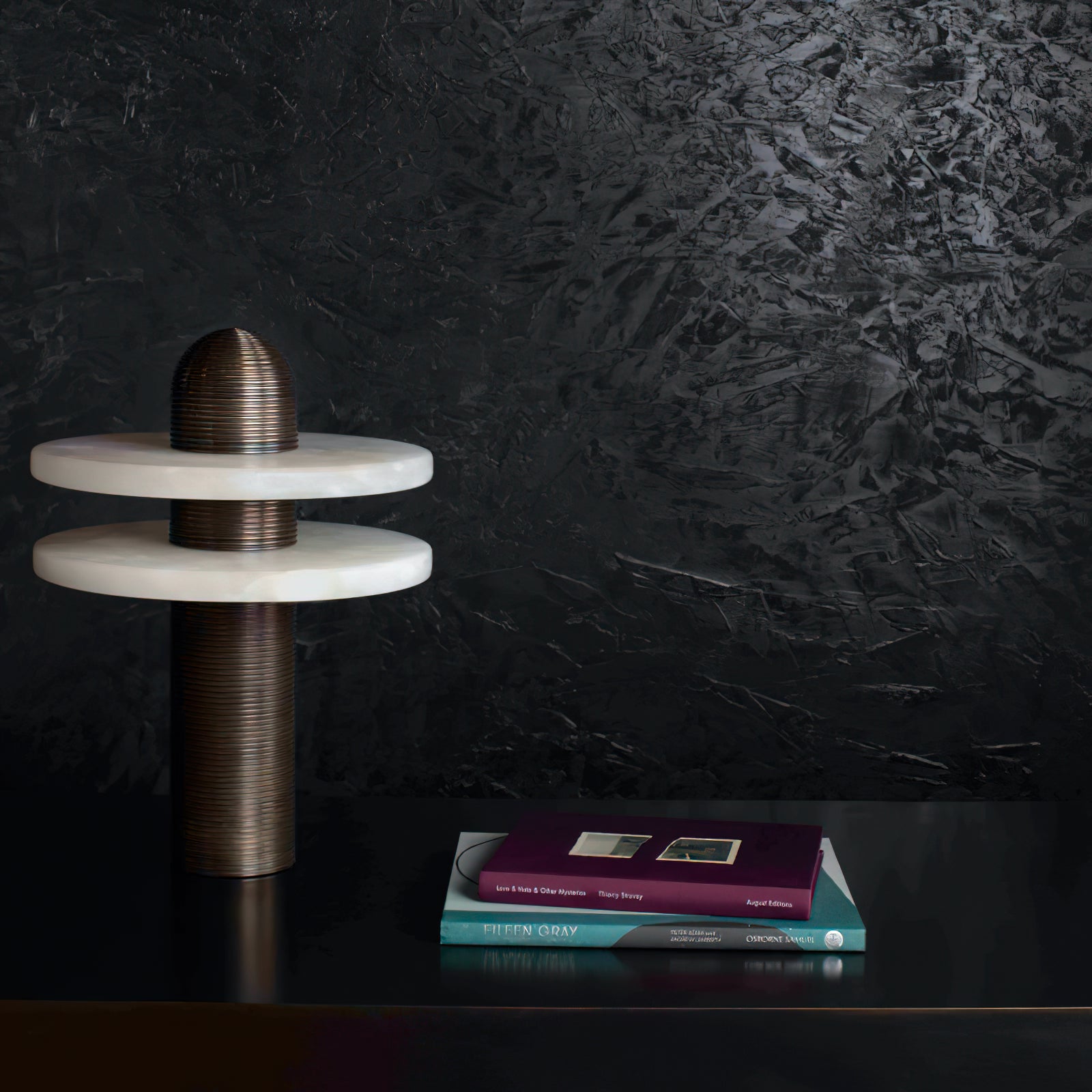 Alabaster Comet Table Lamp