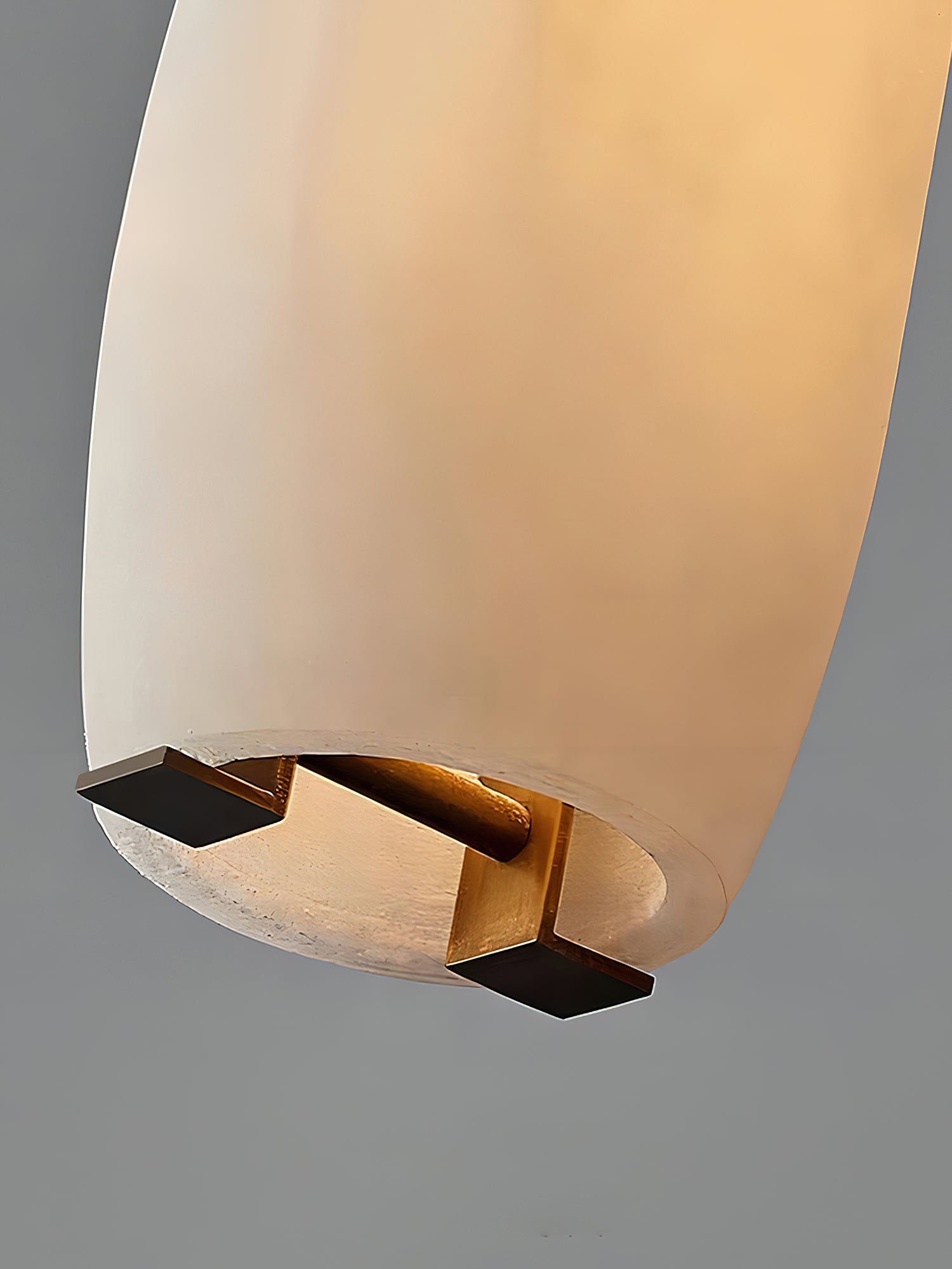 Lampe à suspension flûte en albâtre