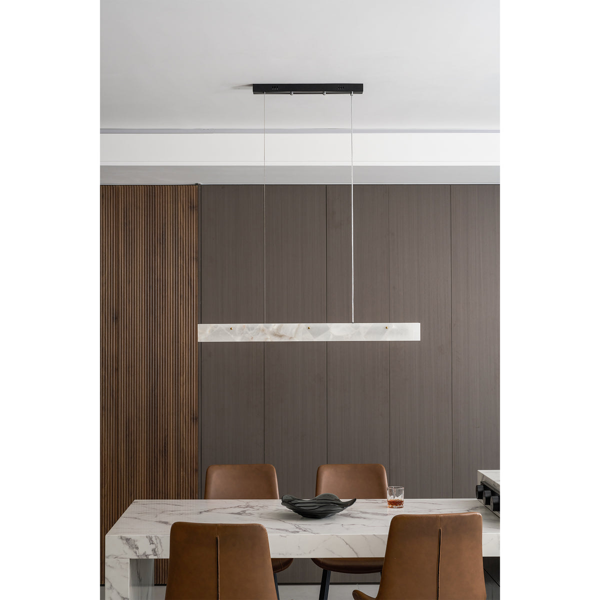 مصباح معلق خطي من الألباستر LED