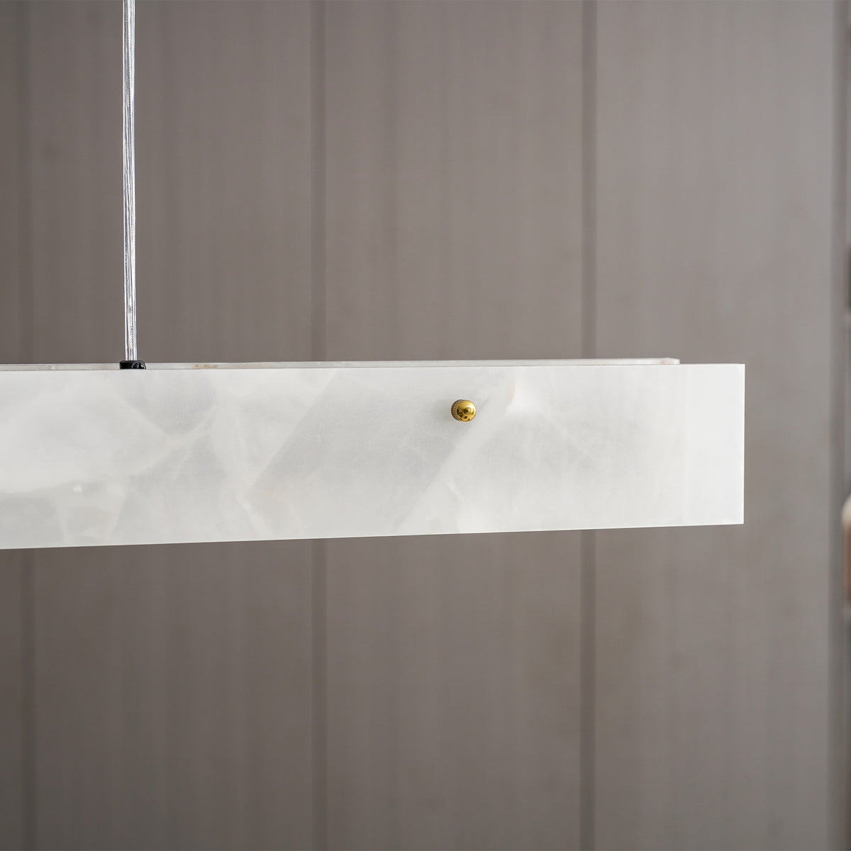مصباح معلق خطي من الألباستر LED