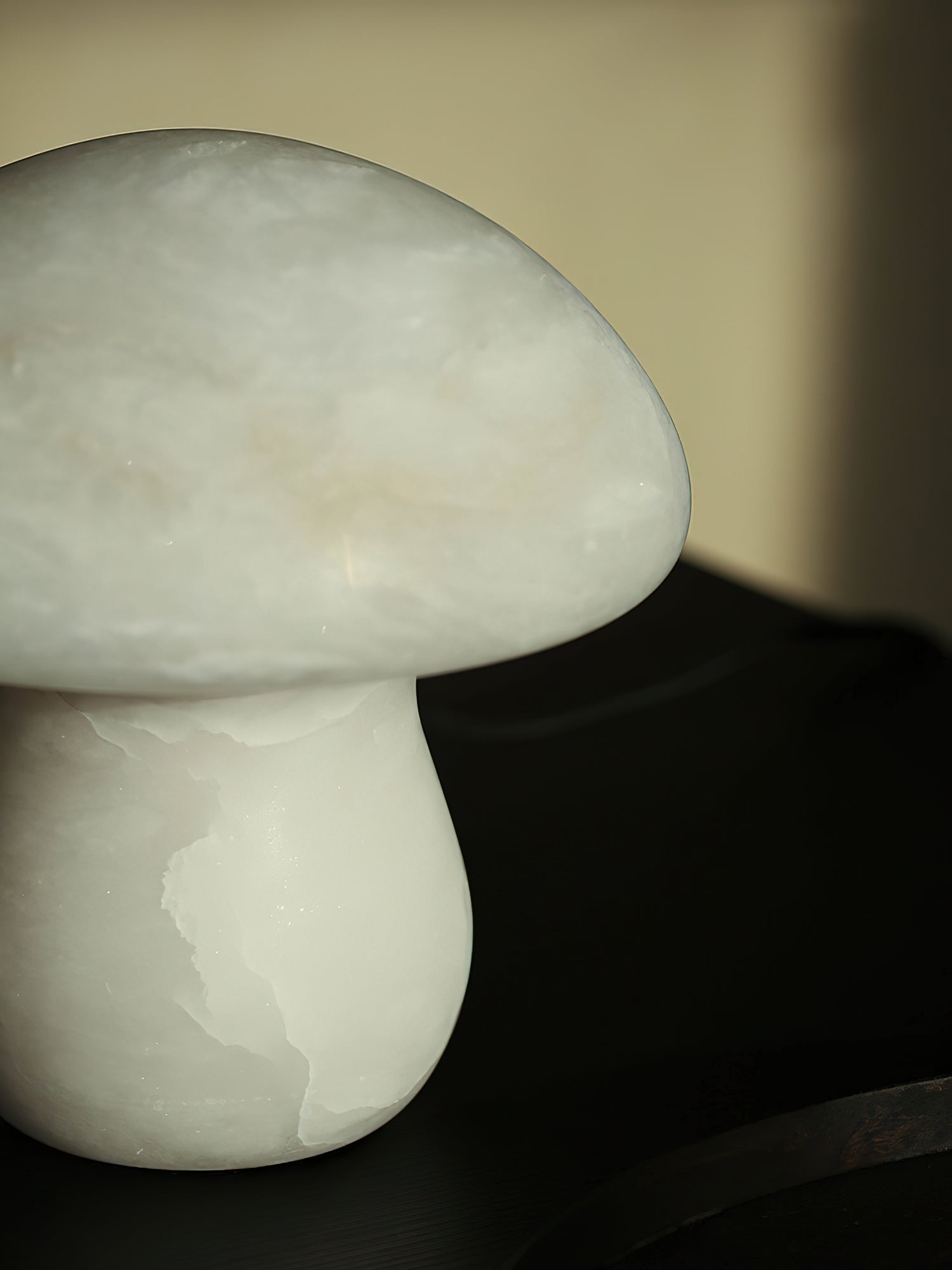 Lampe de table champignon en albâtre