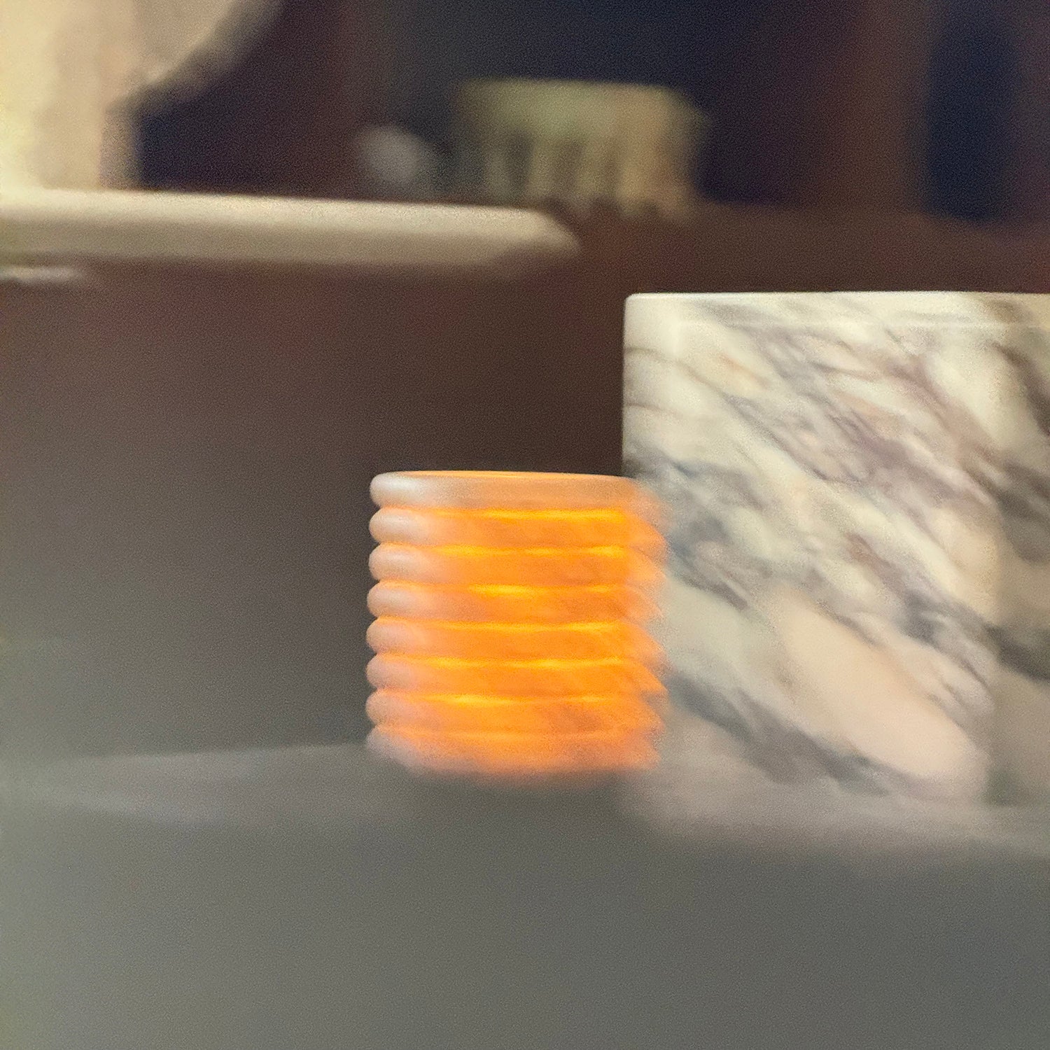 Alabaster Striped Table Lamp (Built-in Battery)