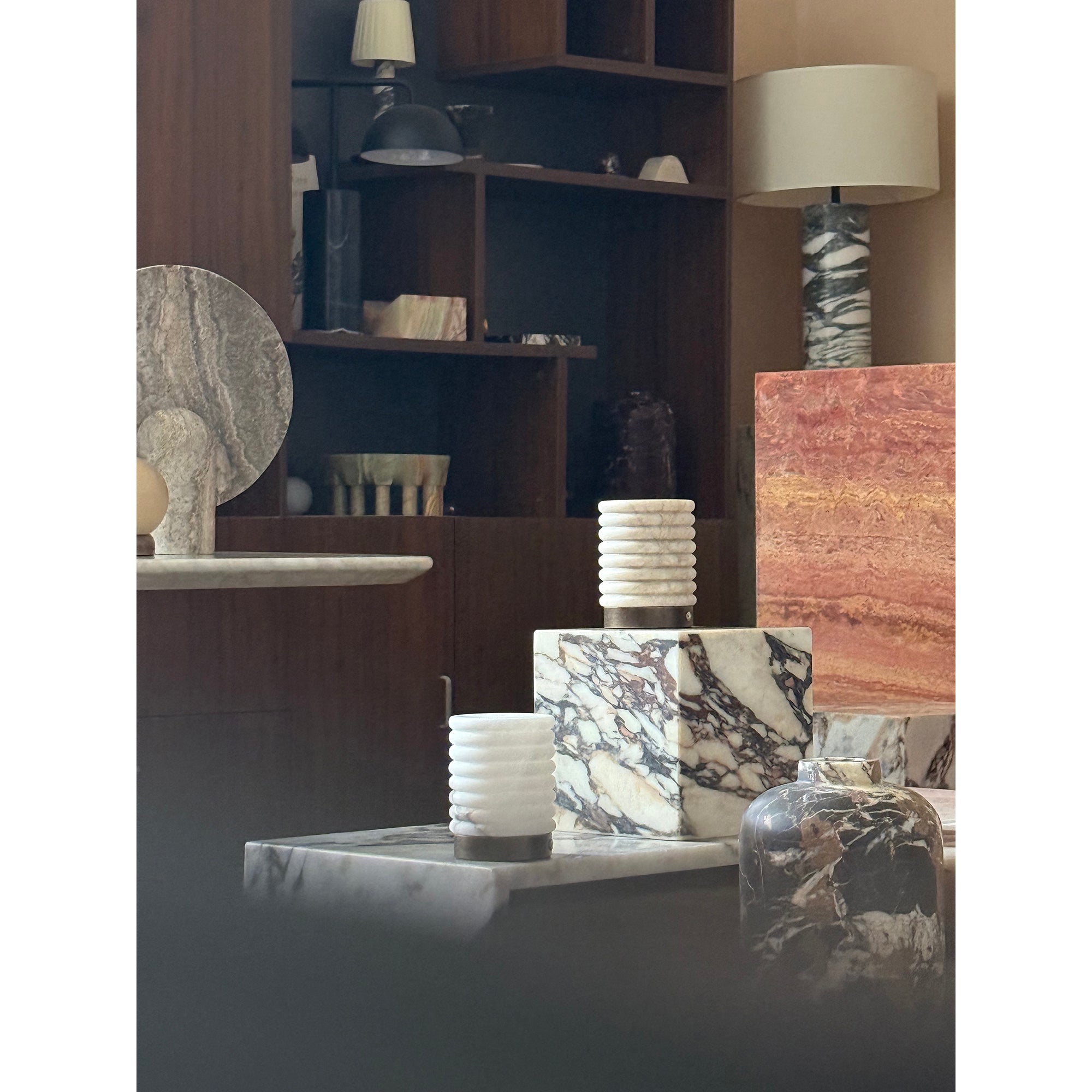 Alabaster Striped Table Lamp (Built-in Battery)