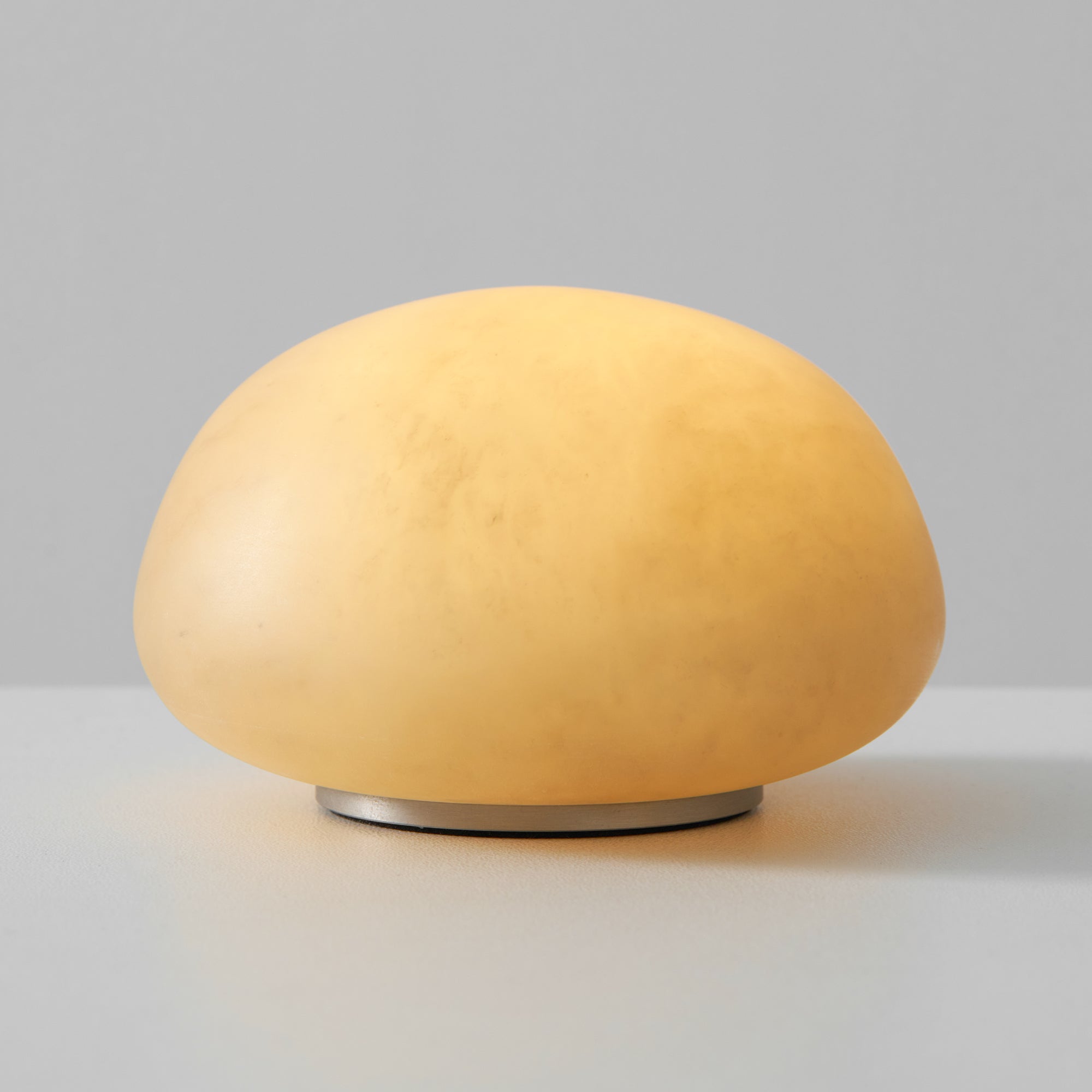 Alabaster Striped Table Lamp (Built-in Battery)