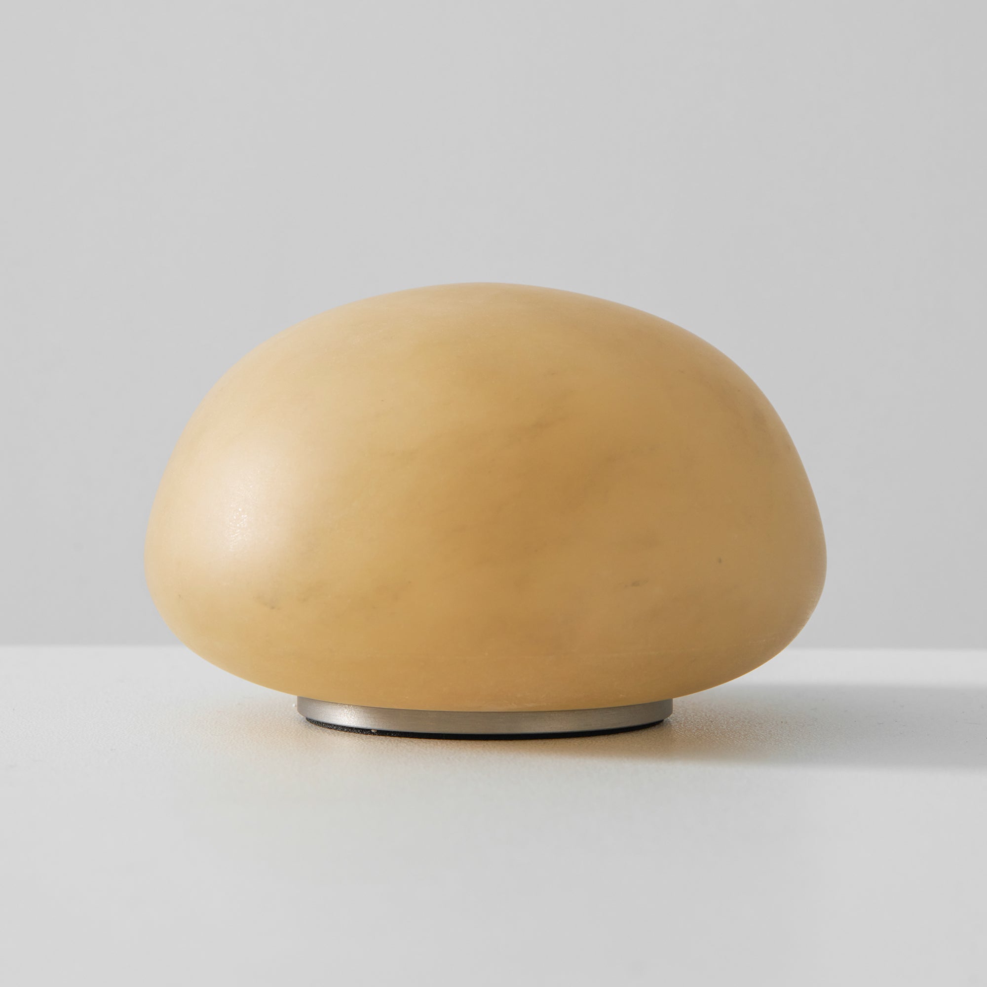 Alabaster Striped Table Lamp (Built-in Battery)