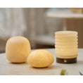 Charger l'image dans la visionneuse de la galerie, Alabaster Striped Table Lamp (Built-in Battery)
