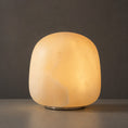 Charger l'image dans la visionneuse de la galerie, Alabaster Striped Table Lamp (Built-in Battery)
