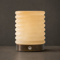 Charger l'image dans la visionneuse de la galerie, Alabaster Striped Table Lamp (Built-in Battery)
