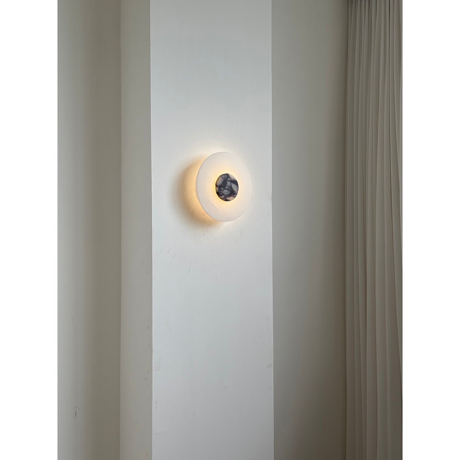 Alba Alabaster Wall Lamp