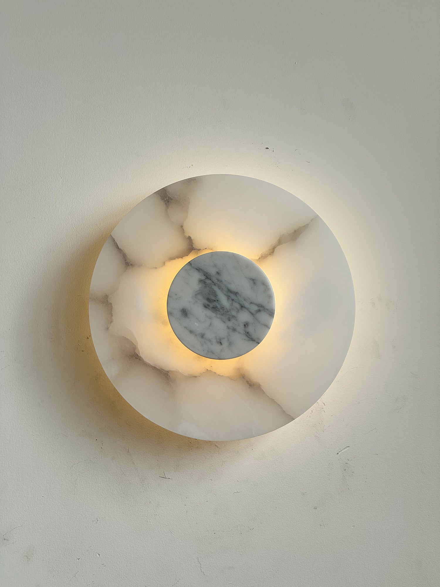 Alba Alabaster Wall Lamp