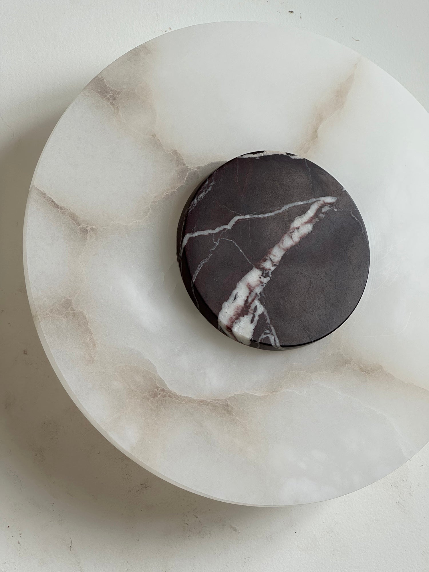 Alba Alabaster Wall Lamp