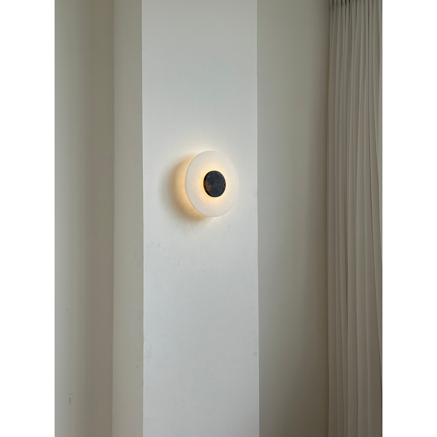 Alba Alabaster Wall Lamp