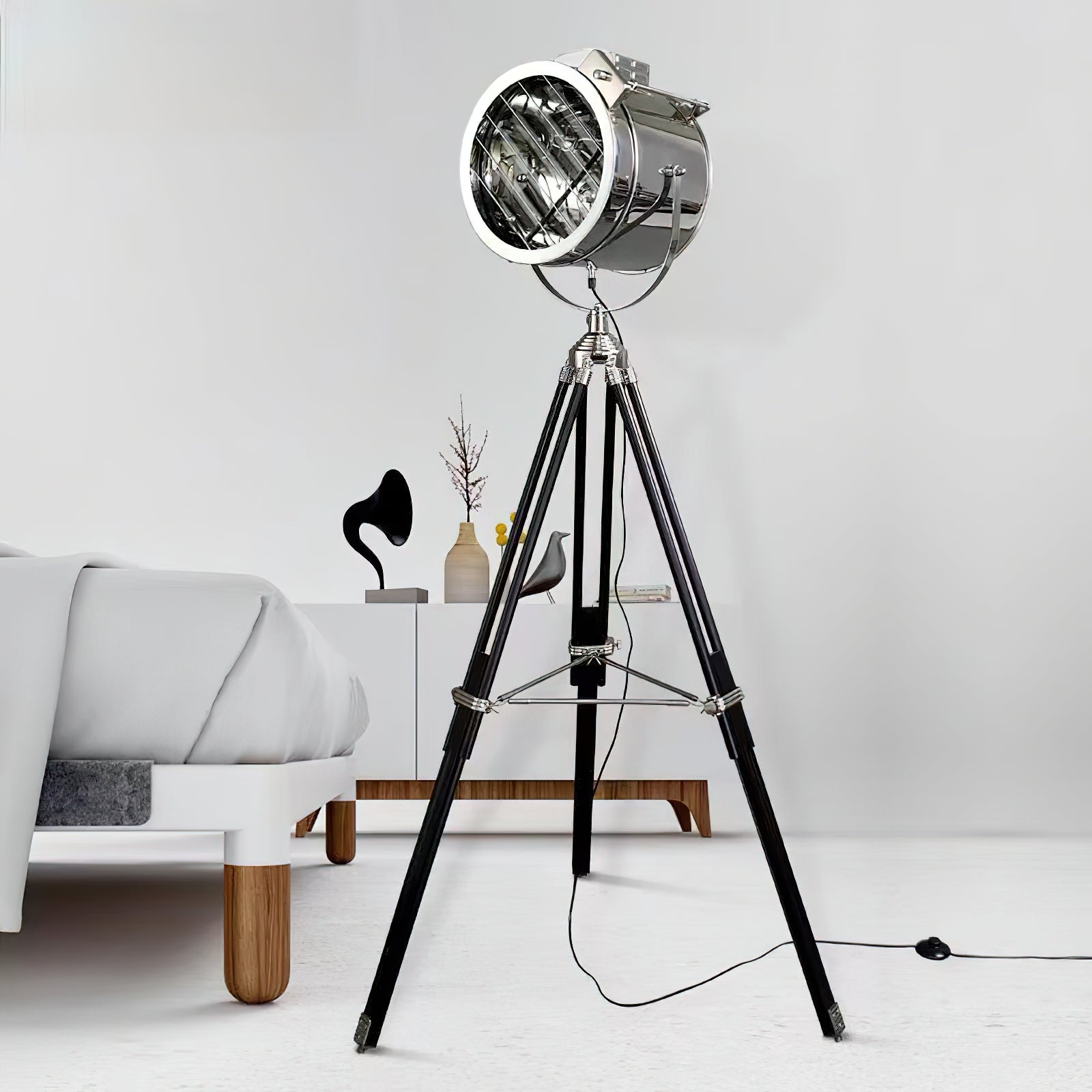 Alfred Tripod Floor Lamp