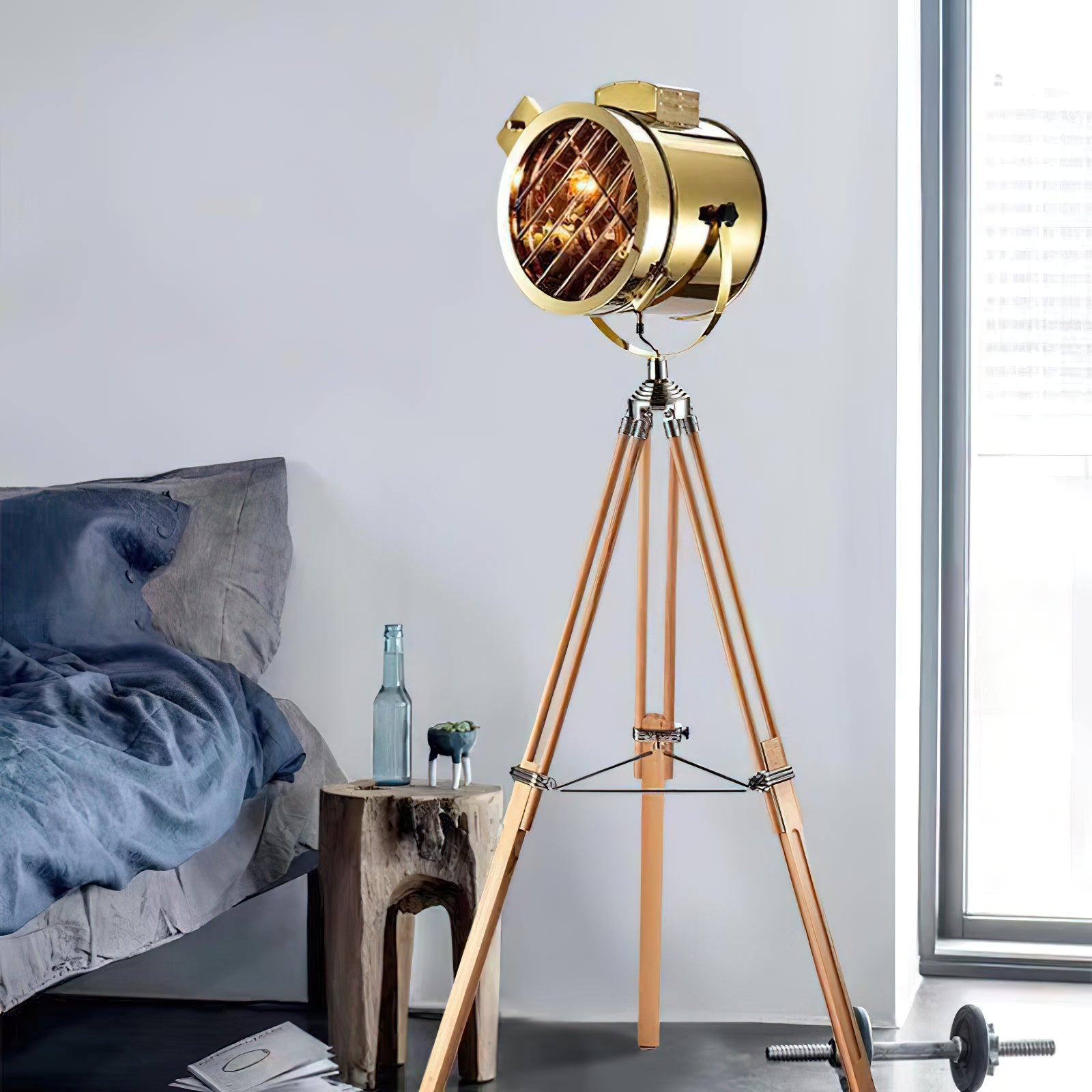 Alfred Tripod Floor Lamp