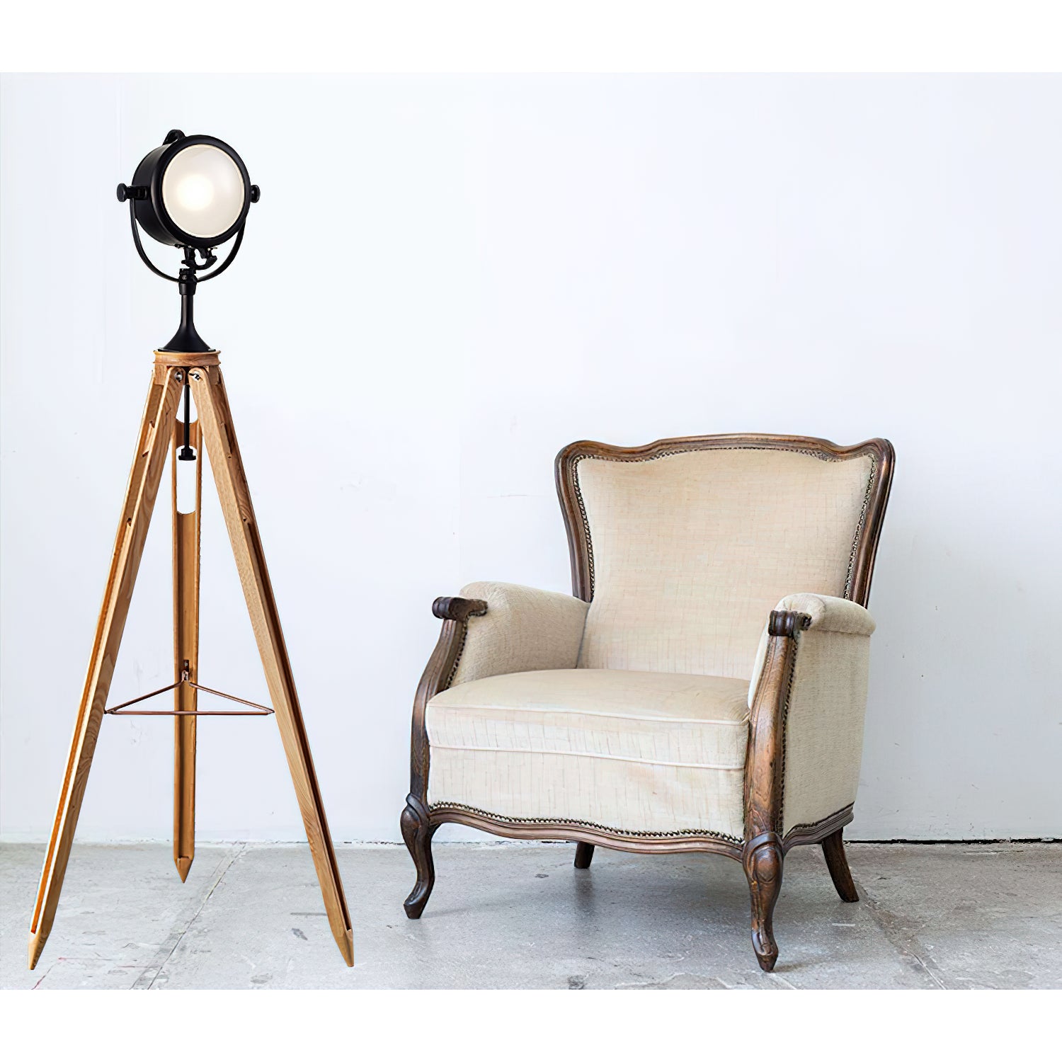 Alfred Tripod Floor Lamp