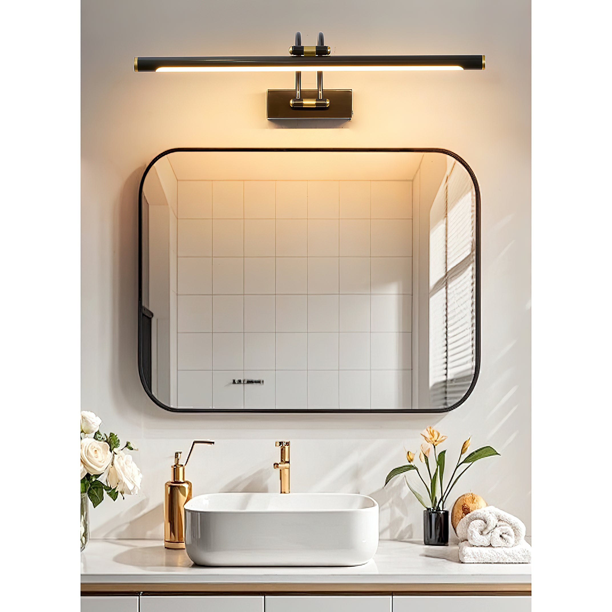 Alton Brass Wall Lamp