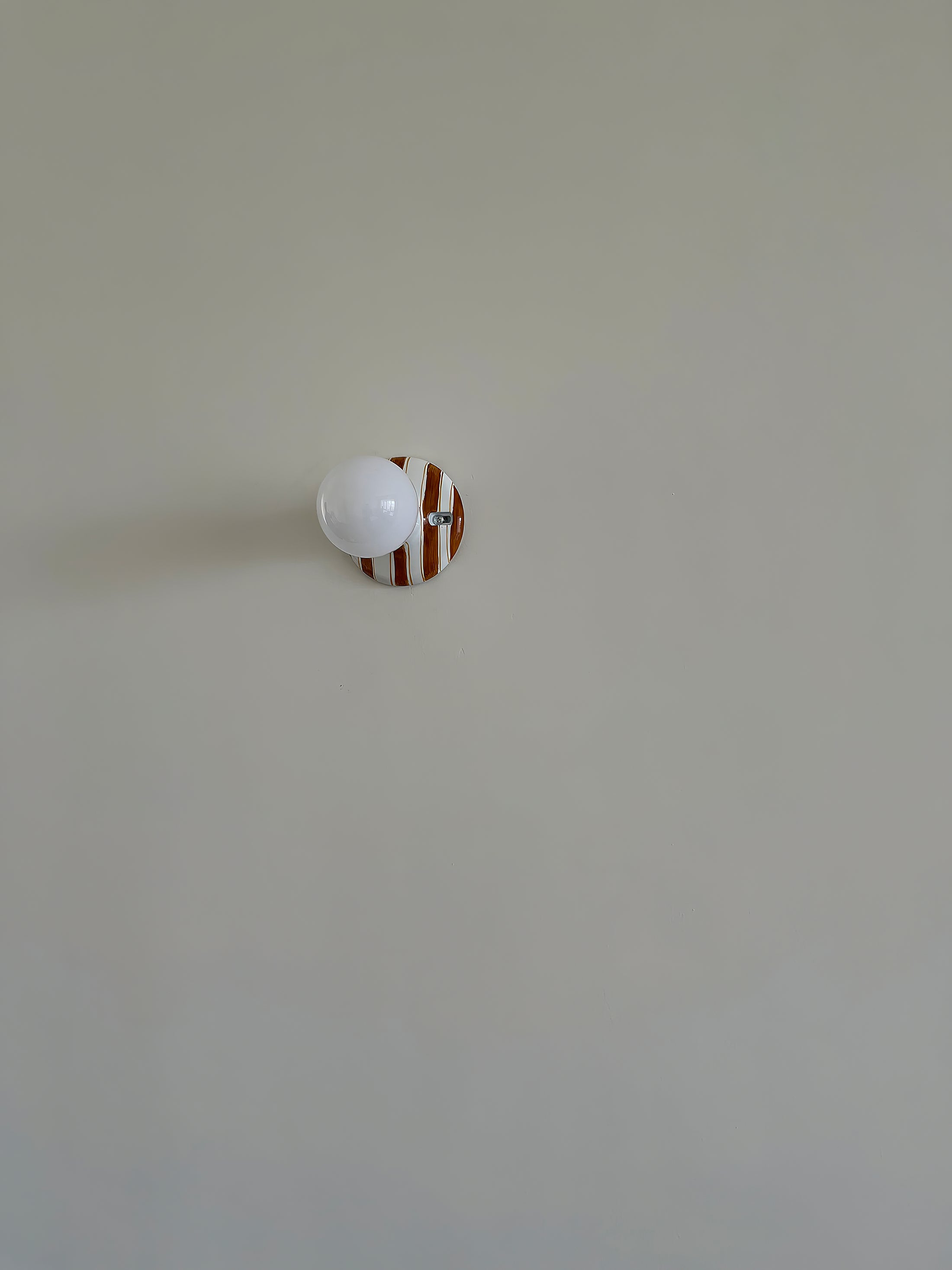 Ambrette Wall Lamp
