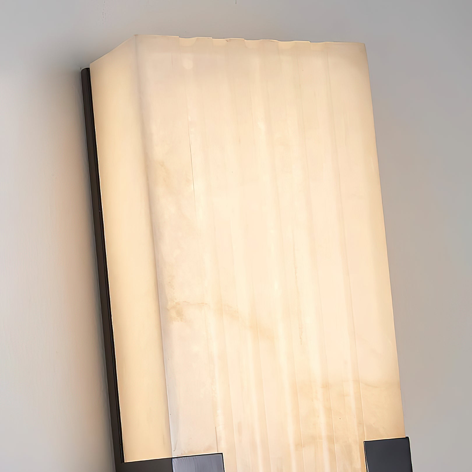 Ariel Alabaster Wall Lamp