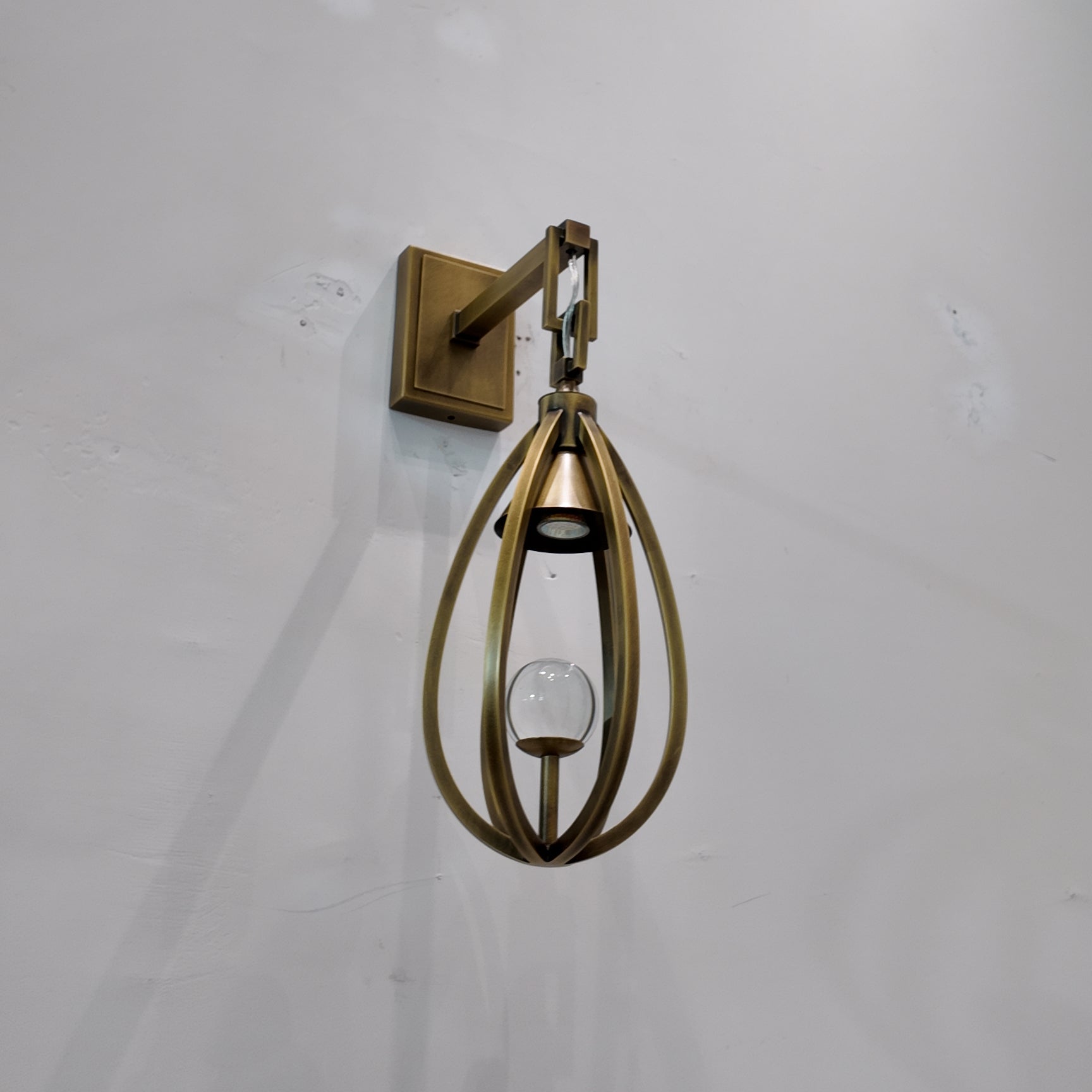 Athena Wall Lamp