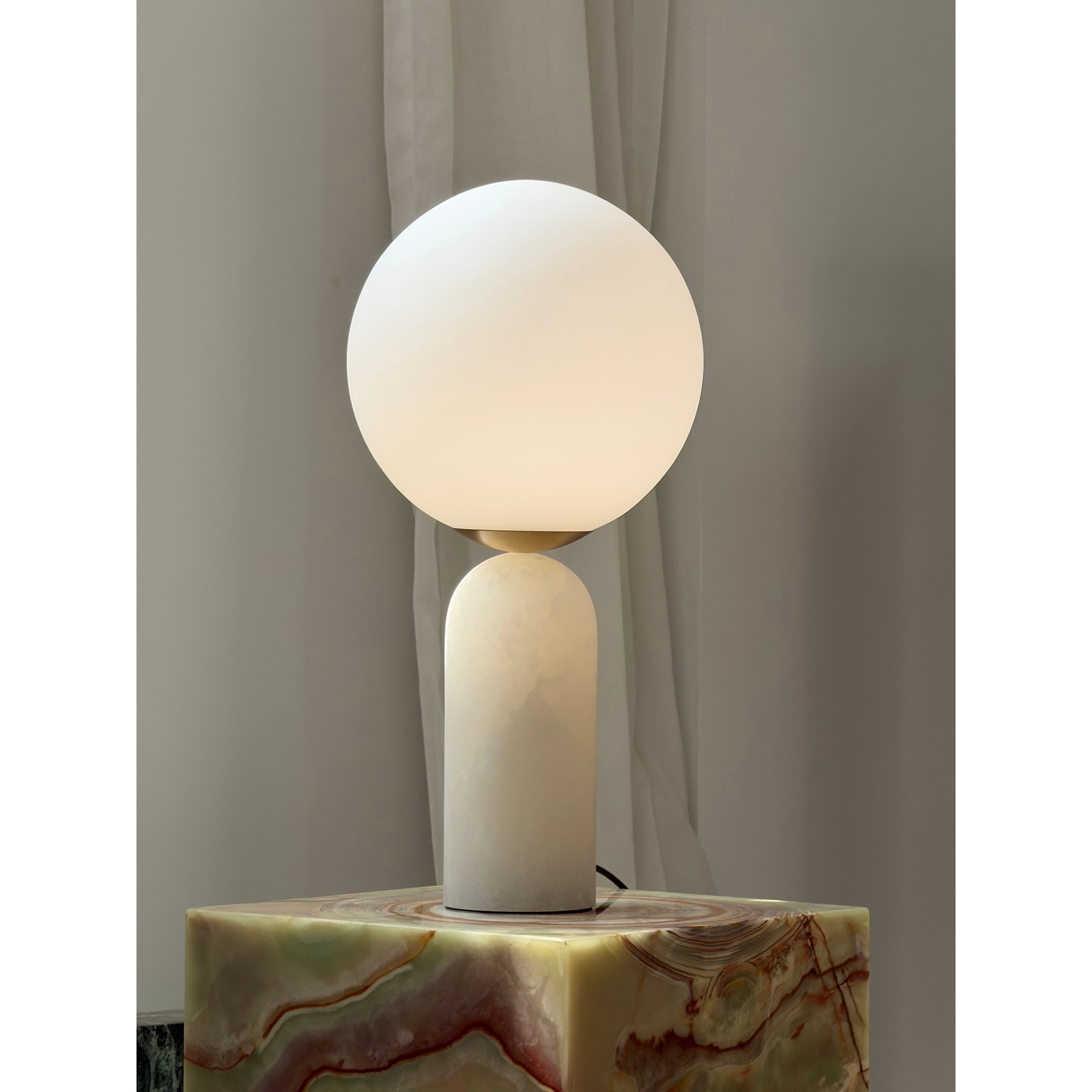 Atlas Table Lamp