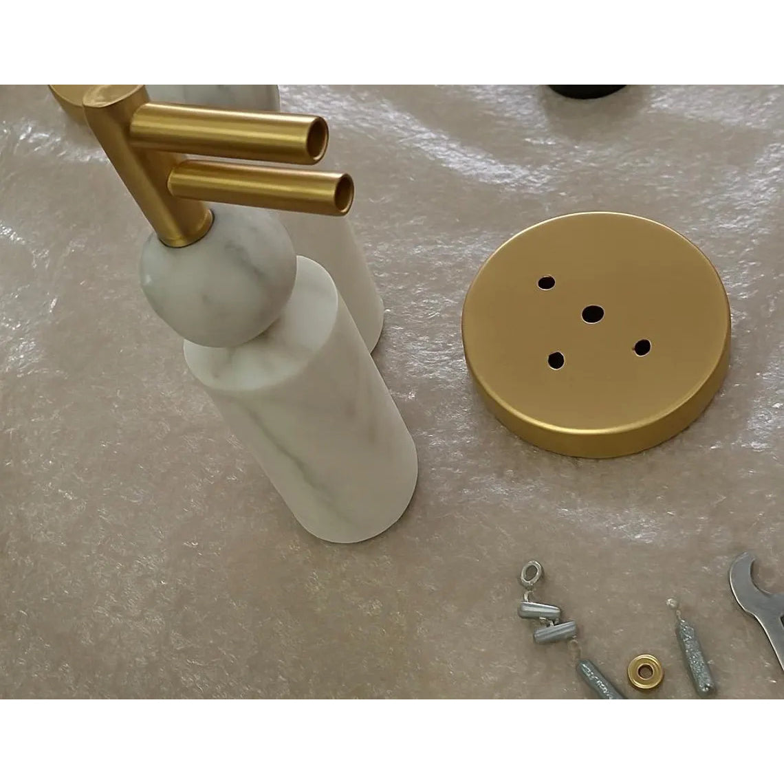 Aurind Marble Wall Lamp