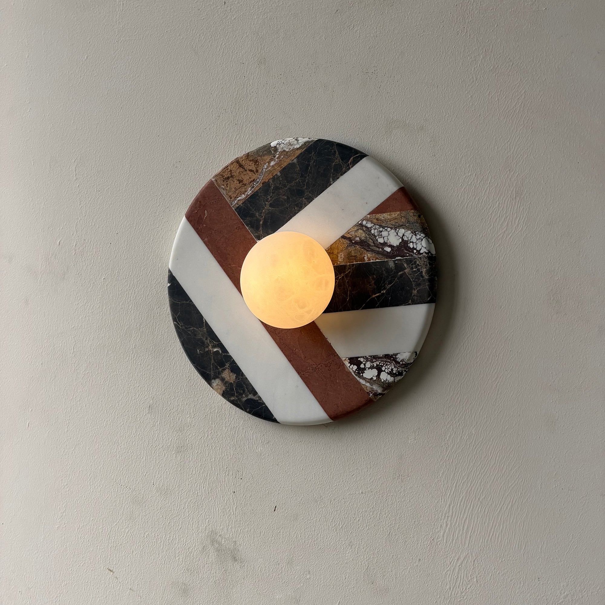 Battuto Marble Wall Lamp