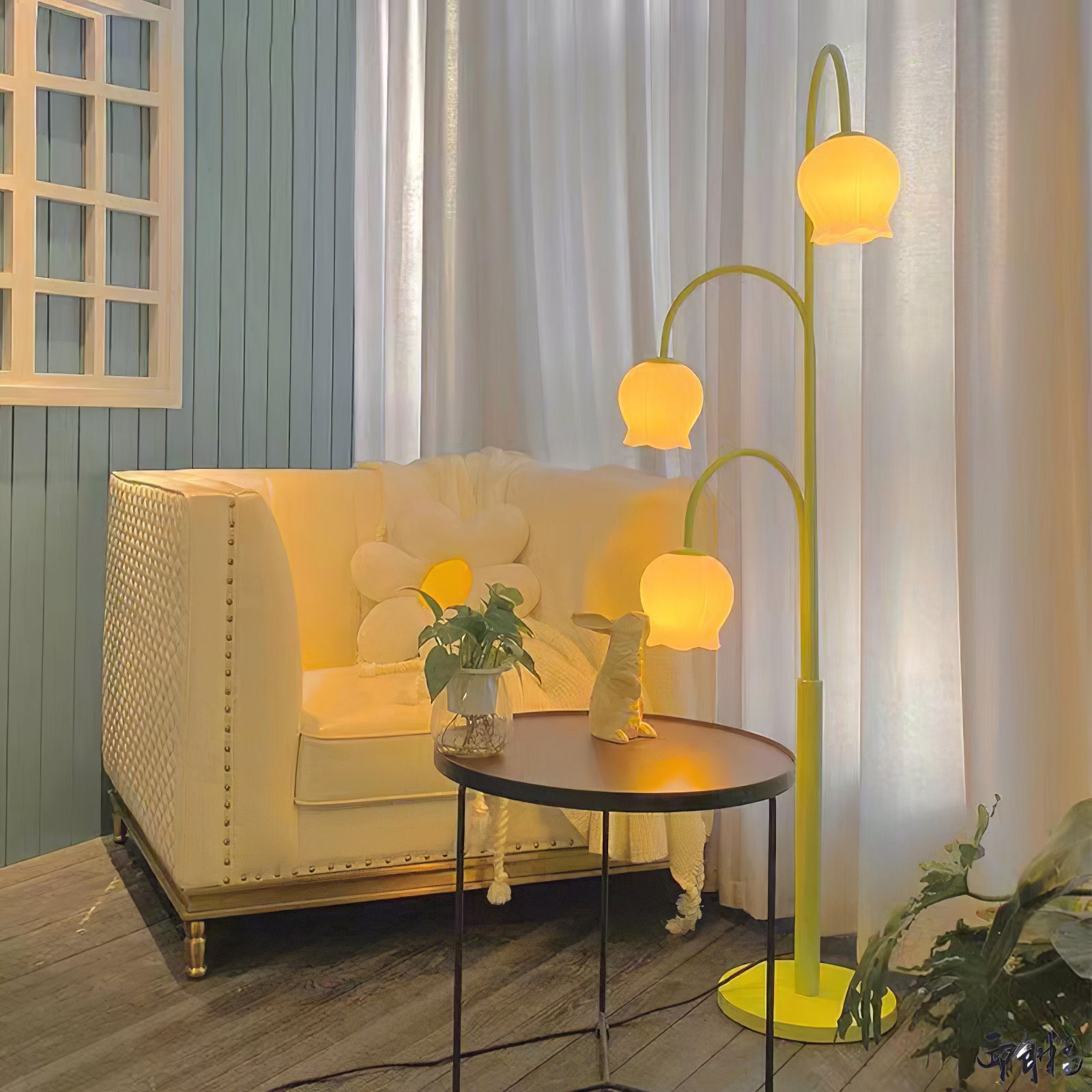 Bell Orchid Floor Lamp