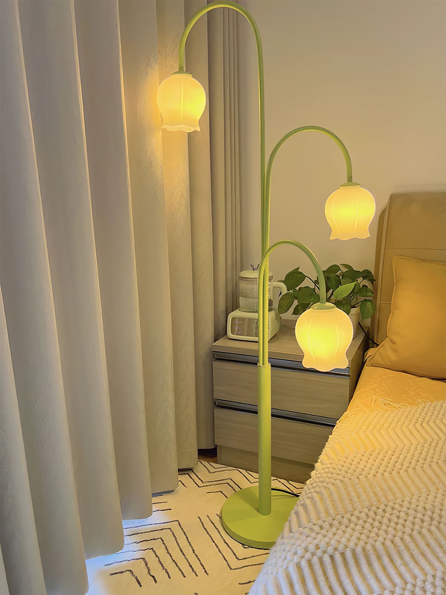 Bell Orchid Floor Lamp